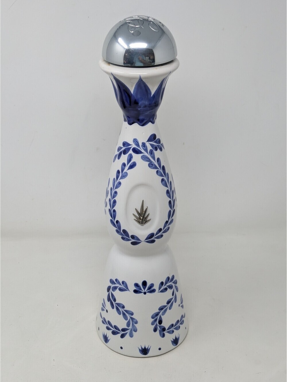 Clase Azul Reposado Tequila 750ml Collectible Blue & White Ceramic Bottle Empty